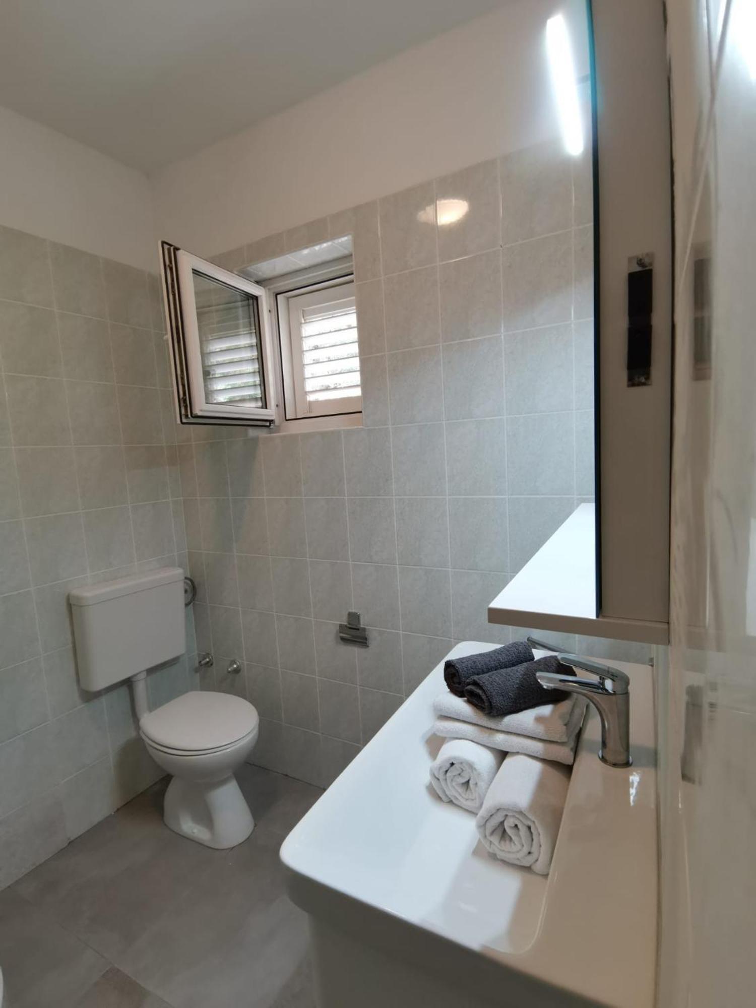 Appartement Mirta à Gradac  Extérieur photo